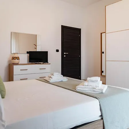 Caliph House 128 * 바리